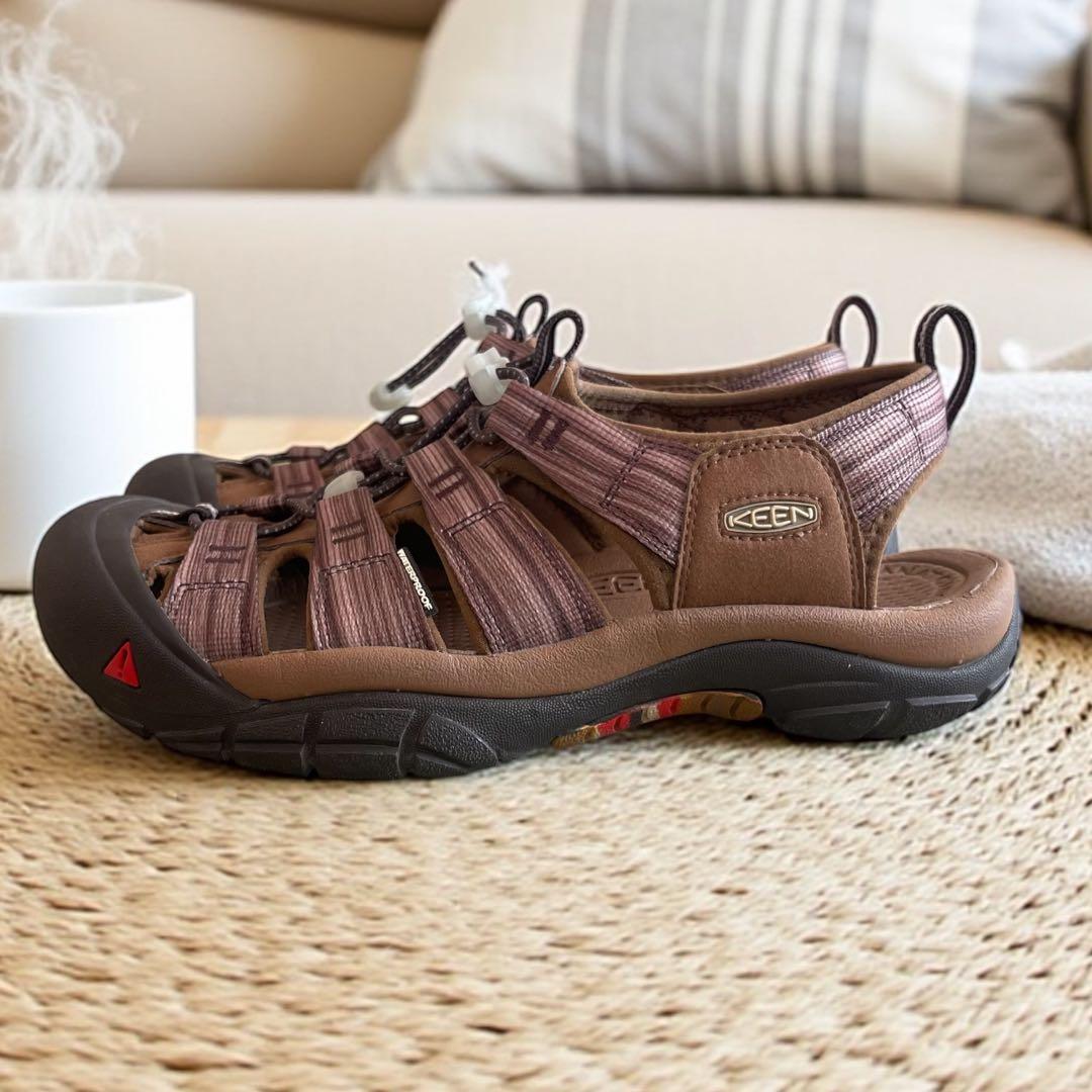 美品 KEEN MEN NEWPORT RETRO フジロックモデル