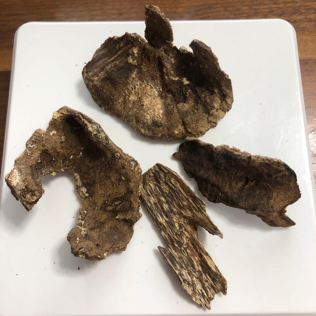 ベトナム産高品質沈香伽羅8.5g香道聞香用六国五味　香木