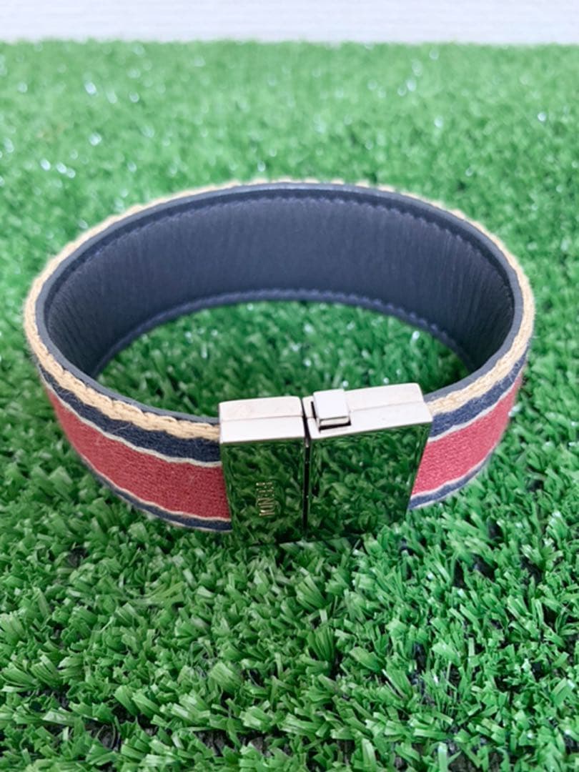 新品未使用 FENDI リバーシブル バングル ネイビー アクセサリー