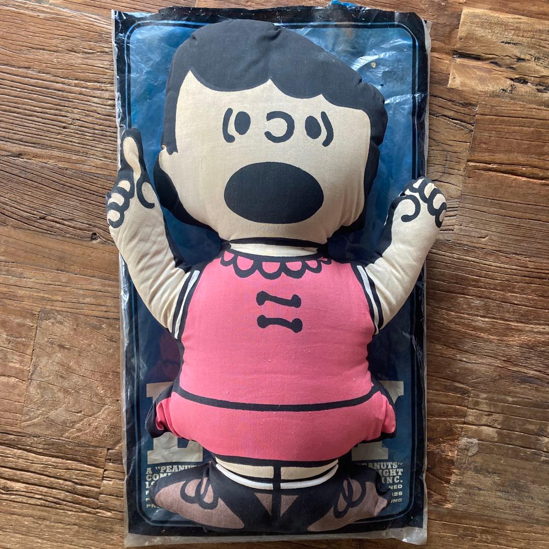 9*2様 60's ヴィンテージ　クッション　ドール　ピロー　ルーシー　スヌーピ