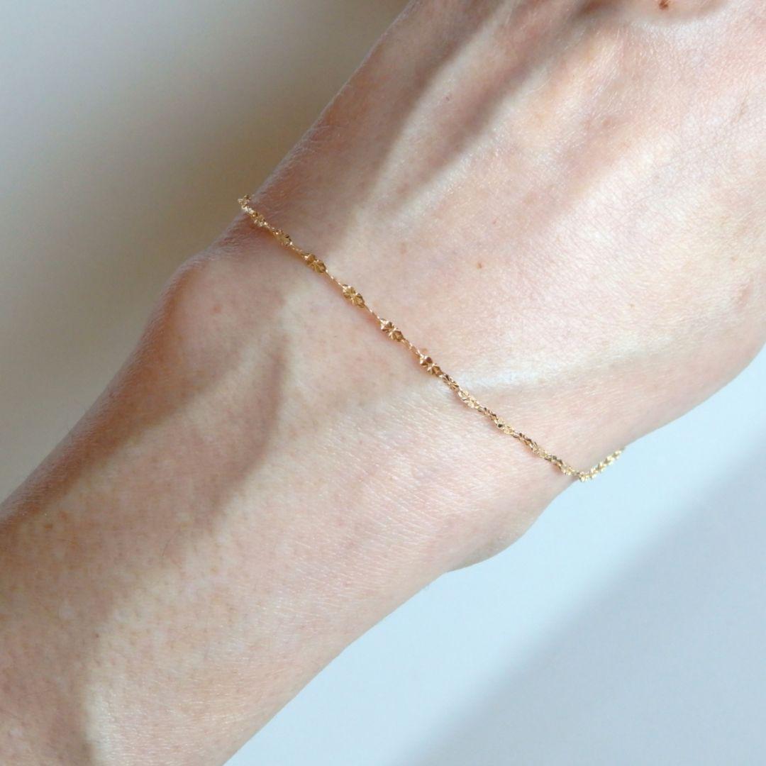 ちぃ　k18アンクレット　クローバーチェーン　1.6㎜幅つけっぱなし