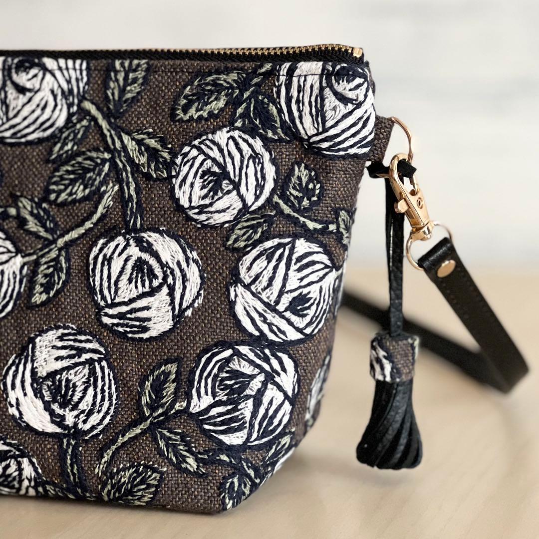 ミナペルホネン rosy brownショルダーバッグMB512-251