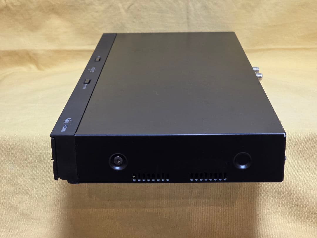 SHARP AQUOS BDレコーダー BD-NW1200　2018年製 整備品