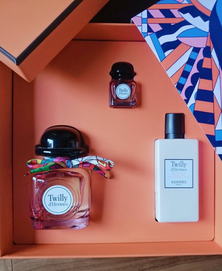 限定Box♡香水セット