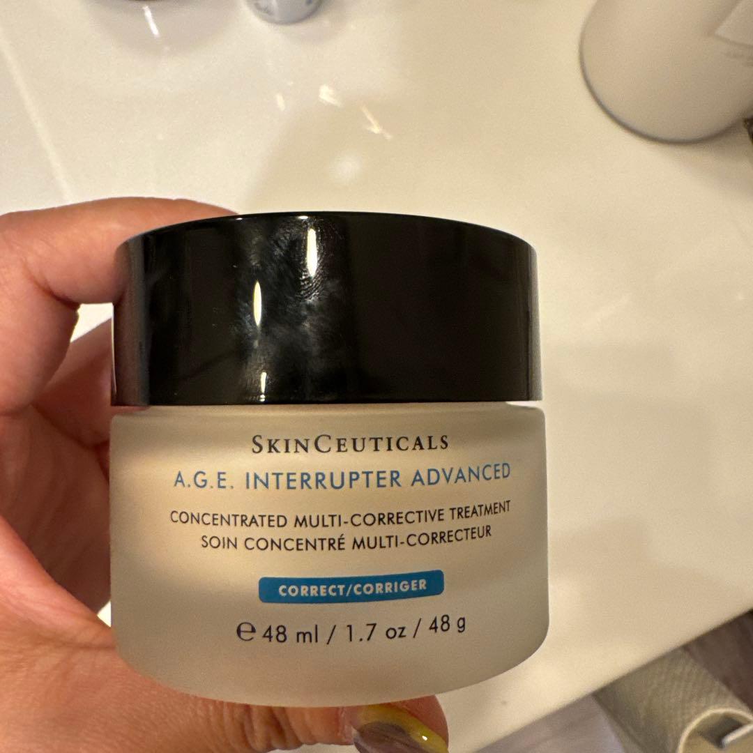 ち*ち様 SkinCeuticals A.G.E. InterrupterAdv
