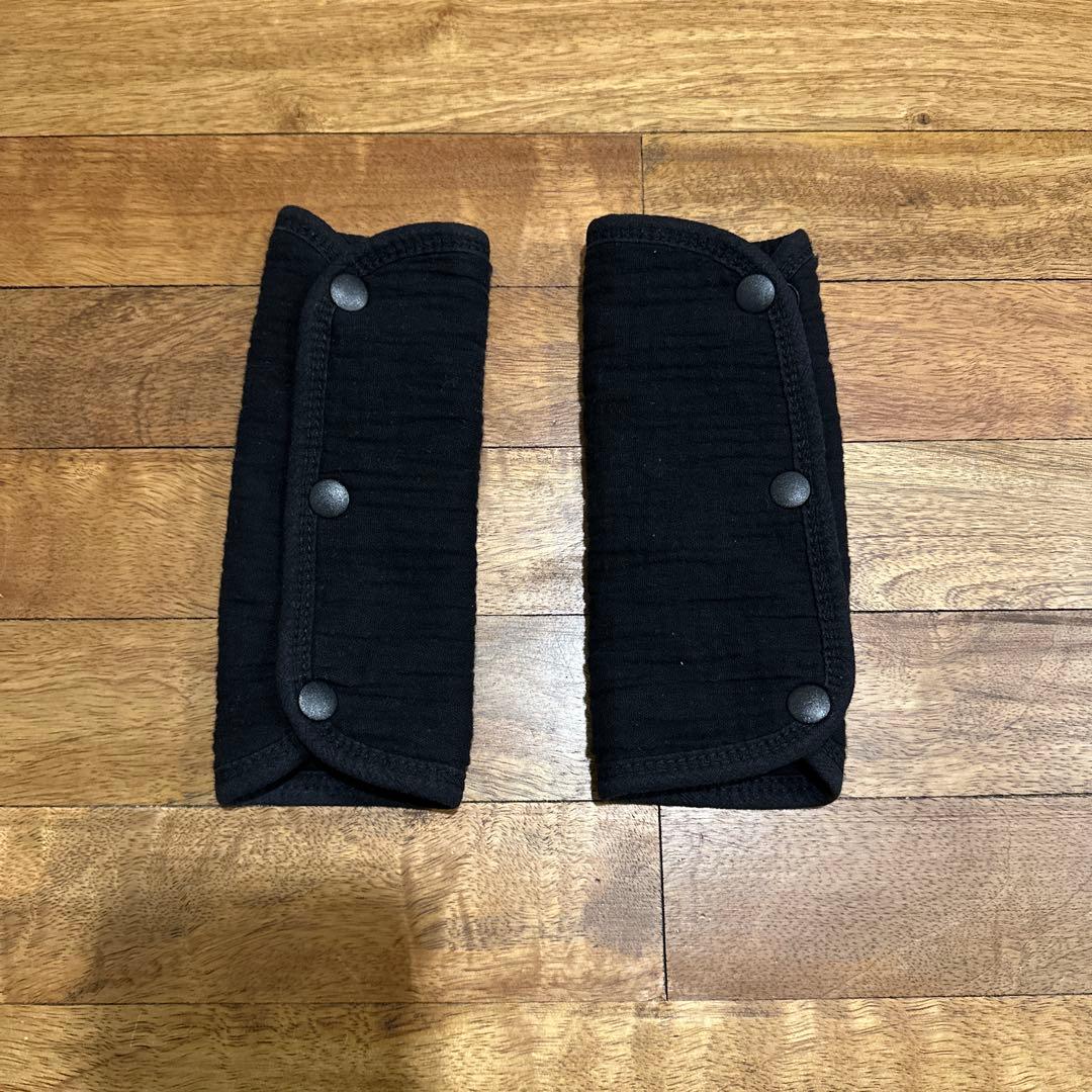 【極美品】ノースフェイス抱っこ紐　収納袋・よだれカバー付き　送料無料