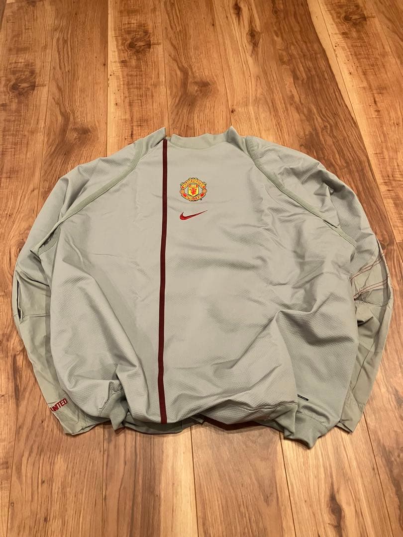 マンチェスターユナイテッドNike トレーニングトップ 00s古着　ピステ