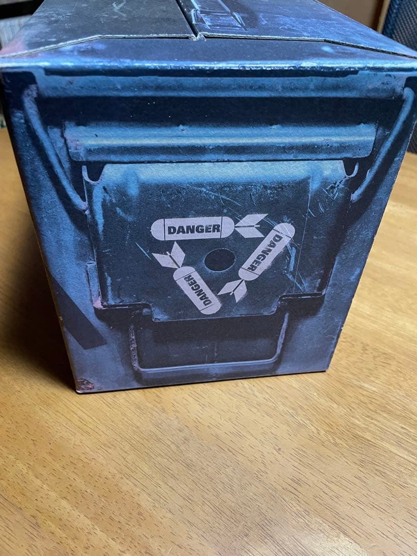 アキラフルカラー限定BOX