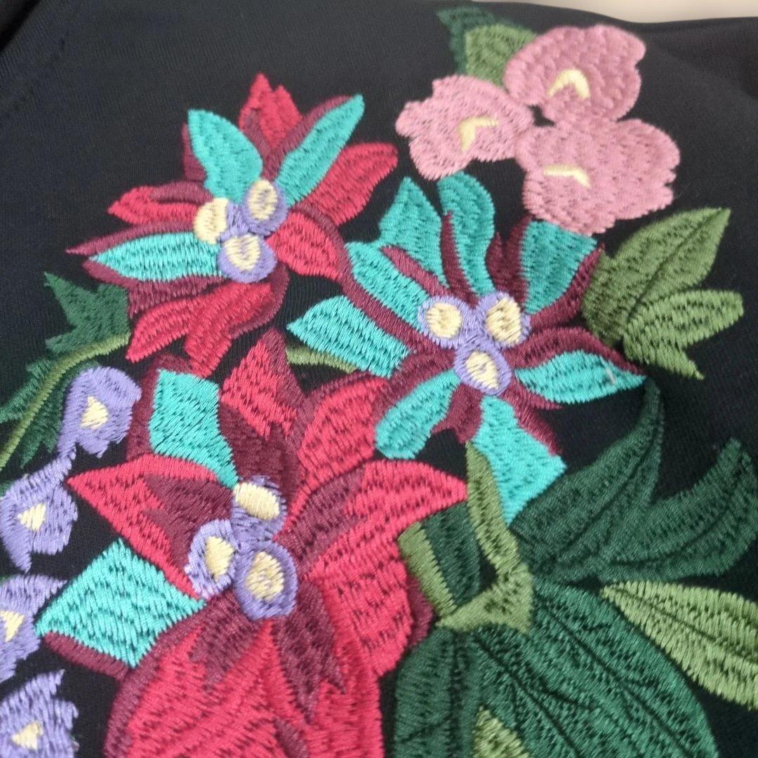 みぃ！グレースコンチネンタルパーカー