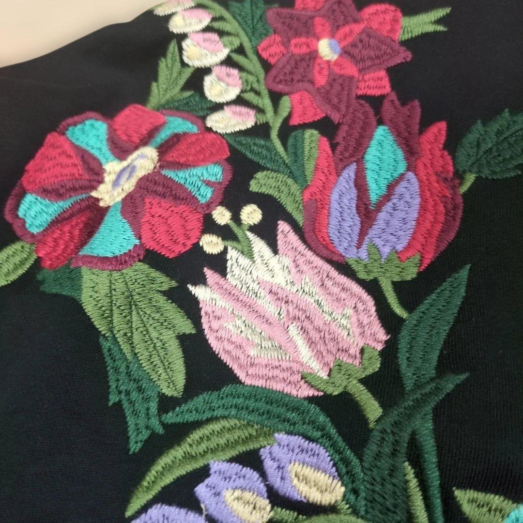 みぃ！グレースコンチネンタルパーカー