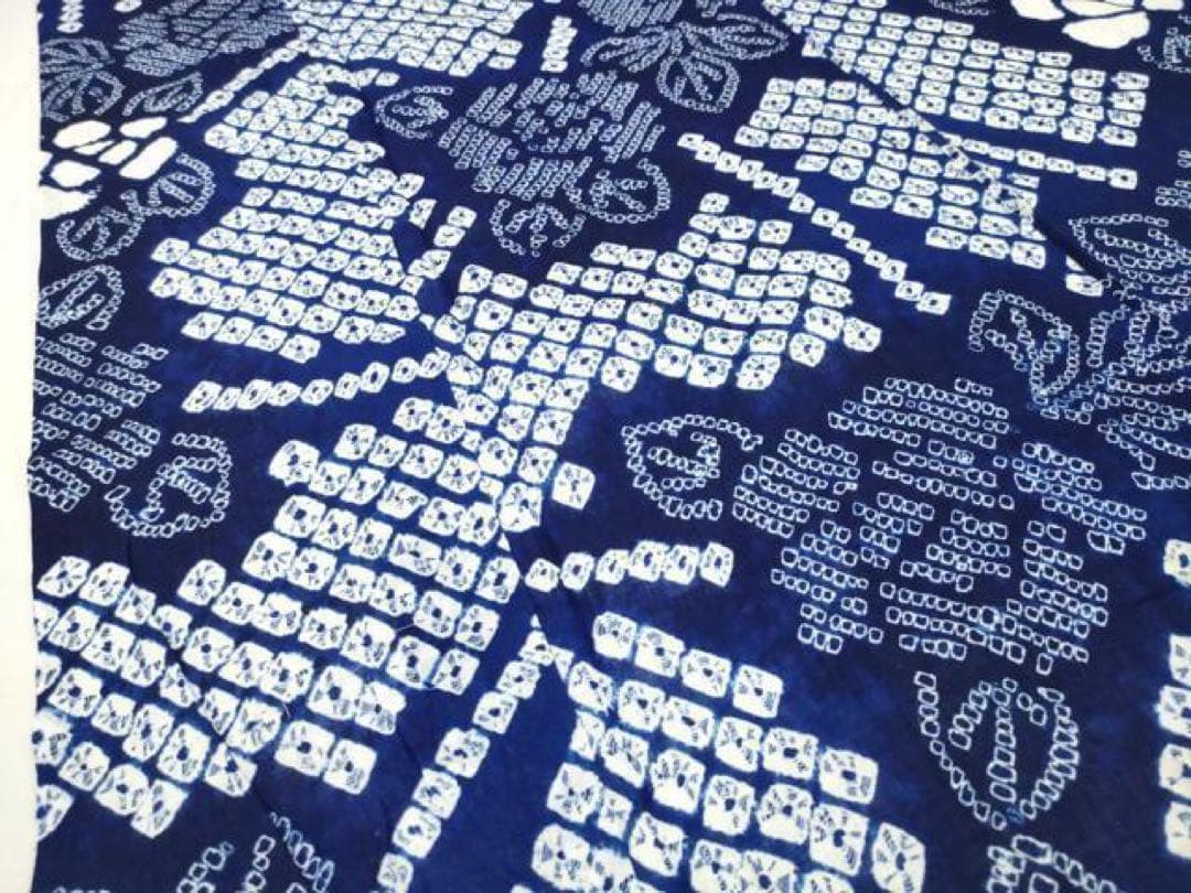 浴衣　有松絞り　綿　草花　有松鳴海絞り　蜘蛛絞り　青　紺　ワントーン