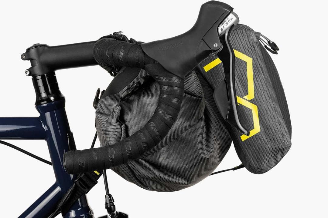 アクセサリー APIDURA EXPEDITION ACCESSORY POCKET 4.5L