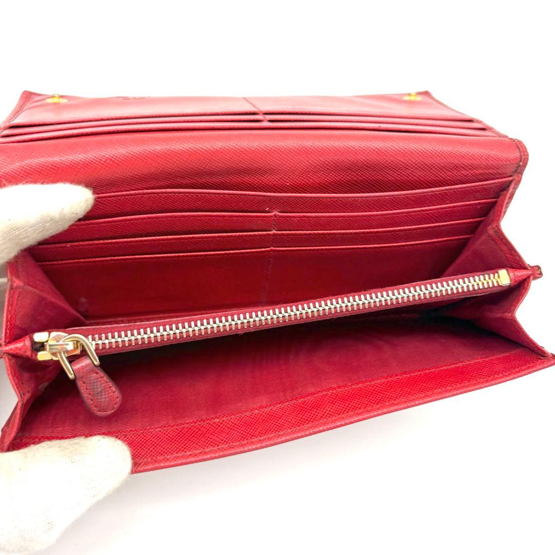 【美品】PRADA　長財布　サフィアーノレザー　三角ロゴ　赤　ゴールド　二つ折り