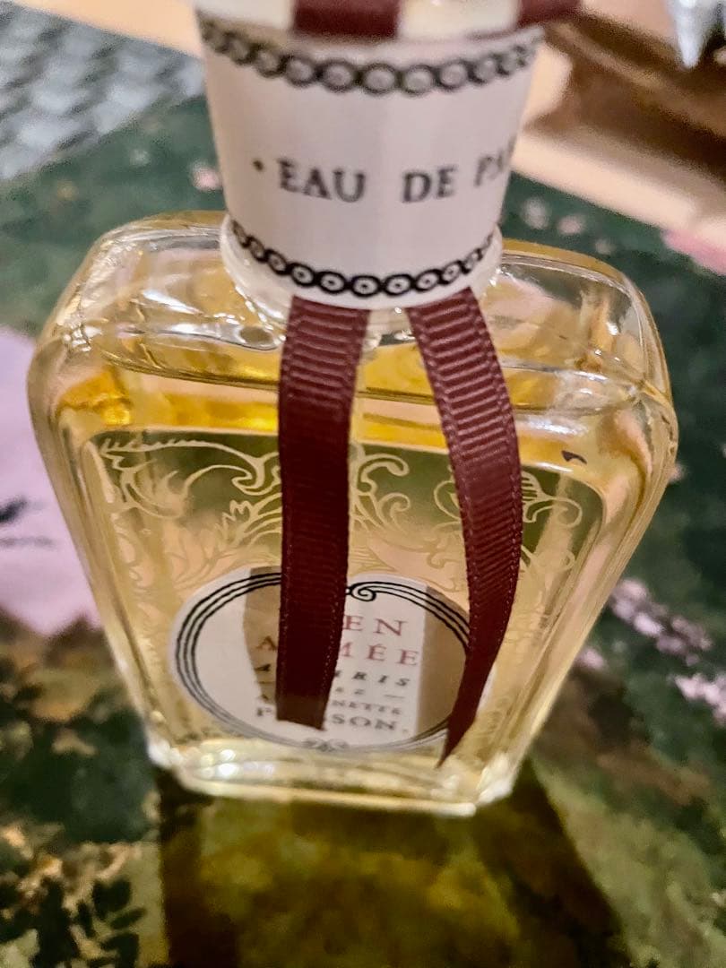 アントワネットポワソンビアンエメ　100ml