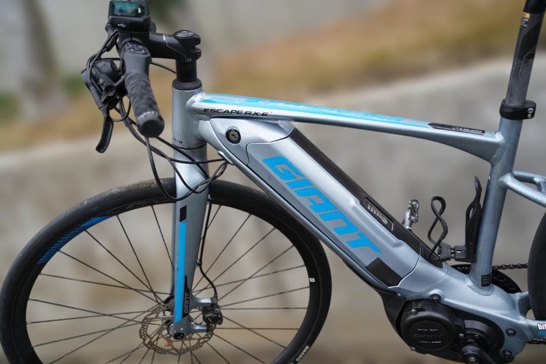 早*る様 300円スタート売切り！ESCAPE RX-E＋ XSサイズ　充電器付