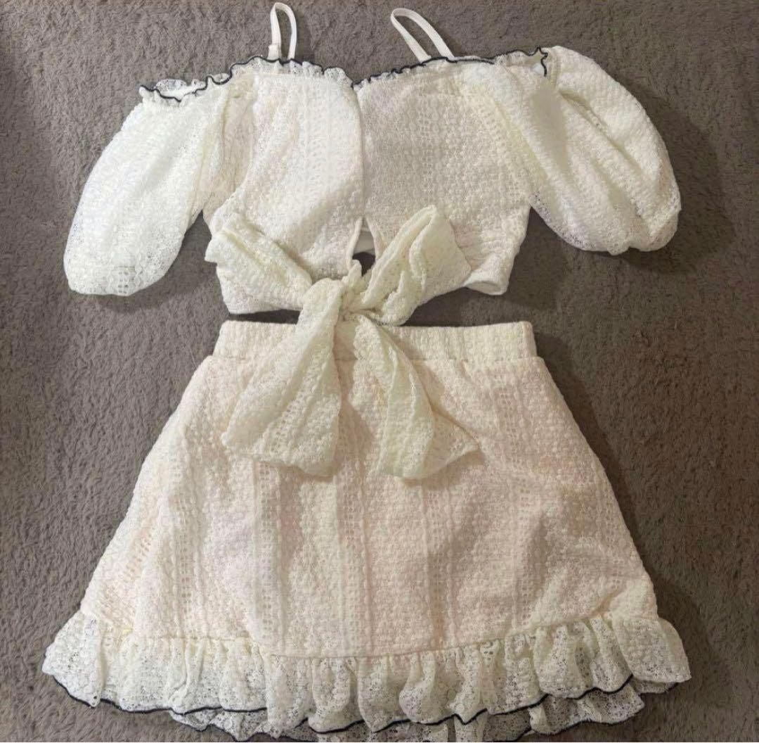 OLIVE des OLIVE 後ろリボンオフショルswim wear 水着