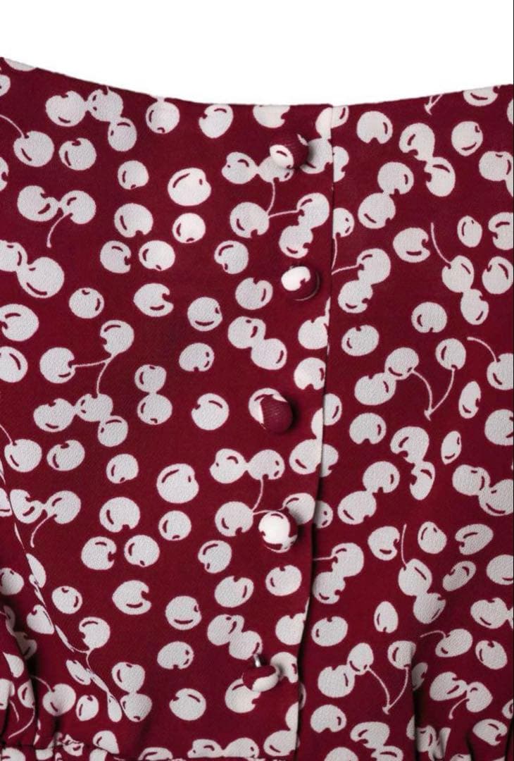 ♡新品タグ付♡Herlipto Cherry Pattern Strap Top