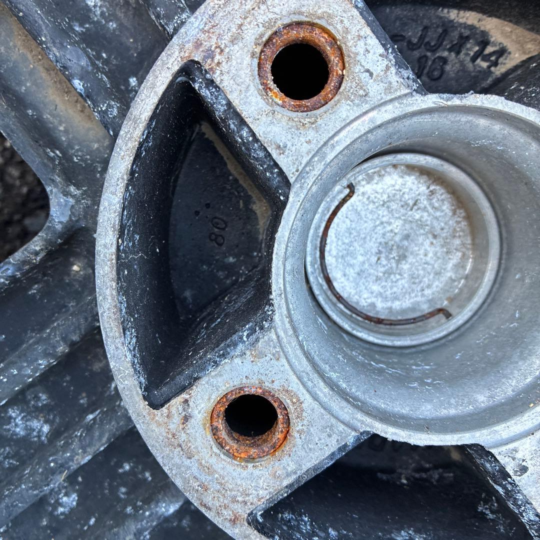 専用ジウジアーロ 14インチ 114.3 2本SCACCHIERAMELBER