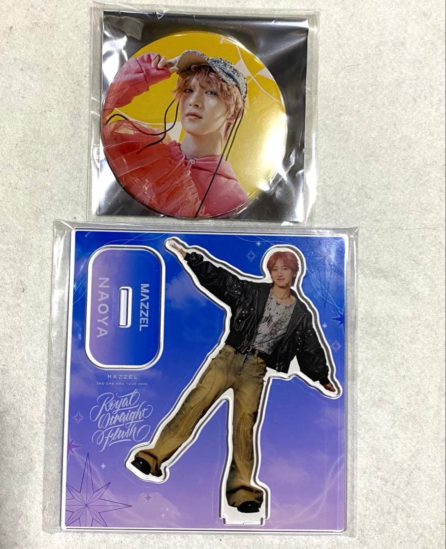 MAZZEL NAOYA アクリルスタンド 缶バッジ