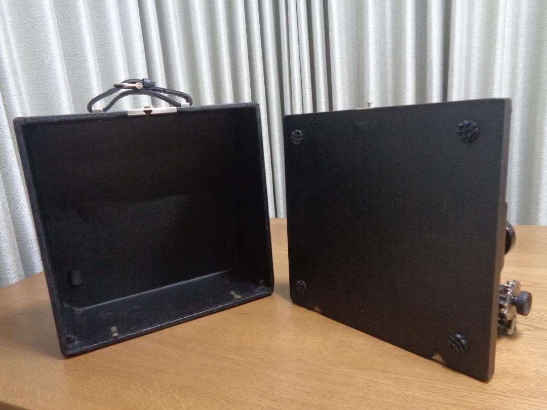 実働品　UNDERWOOD FOUR BANK タイプライター　ヴァイオレット