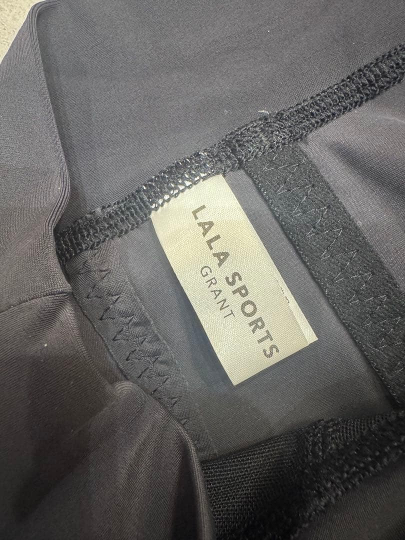 【新品未使用】グラントイーワンズ　タイカンスパッツ　Mサイズ