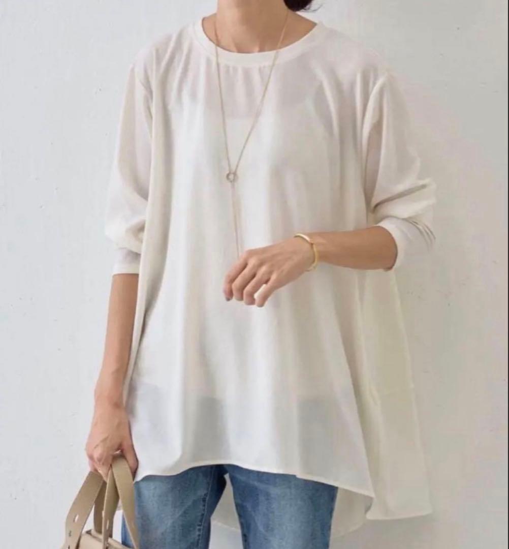 人気商品✴︎BEARDSLEY 後ろドレープTブラウス　アイボリー