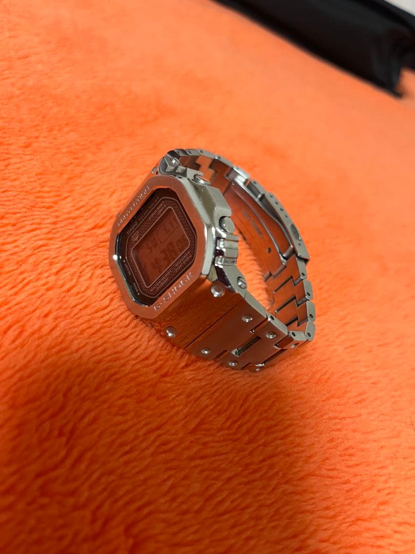 カシオGーSHOCK/GMWーB5000ー1JFフルメタルカバード