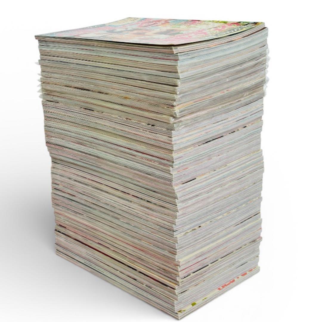 【希少】小悪魔ageha ４０冊＋関連雑誌４冊