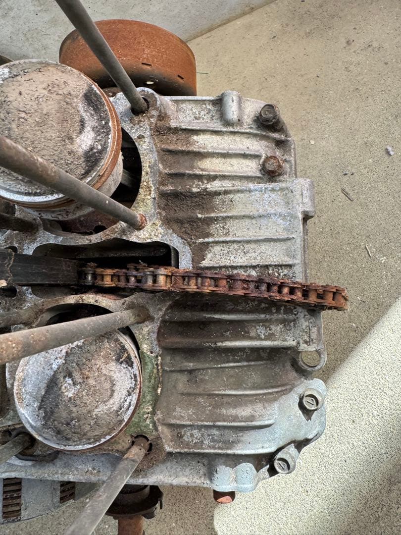 ぴ*様 SUZUKI GS400 腰下エンジン　部品取り