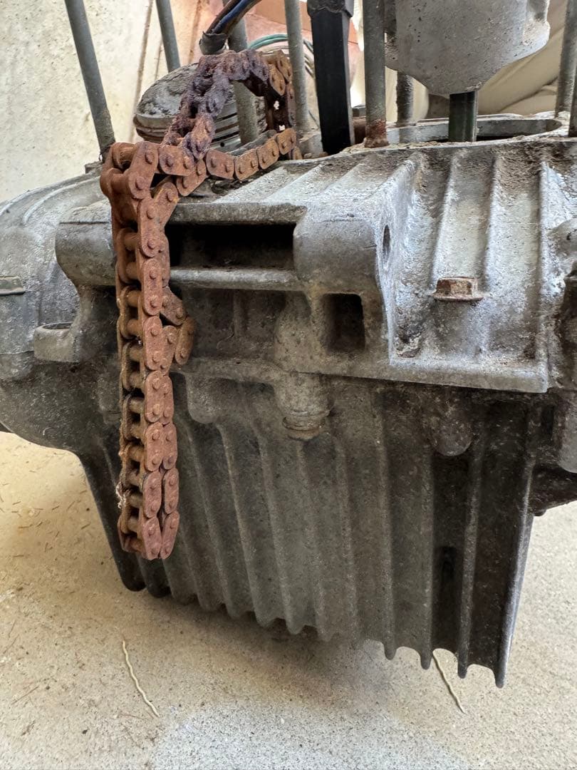 ぴ*様 SUZUKI GS400 腰下エンジン　部品取り