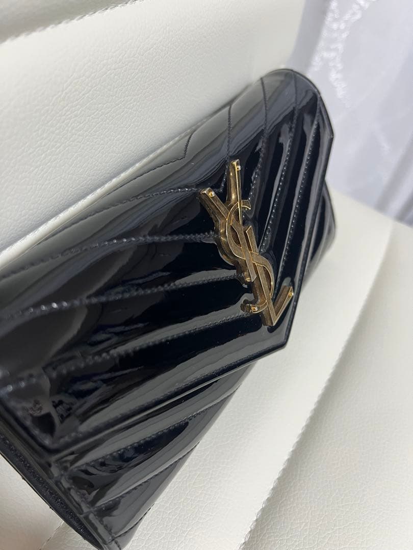 (限定カラー)YSLサンローラン 長財布 ブラックエナメルゴールド 正規品