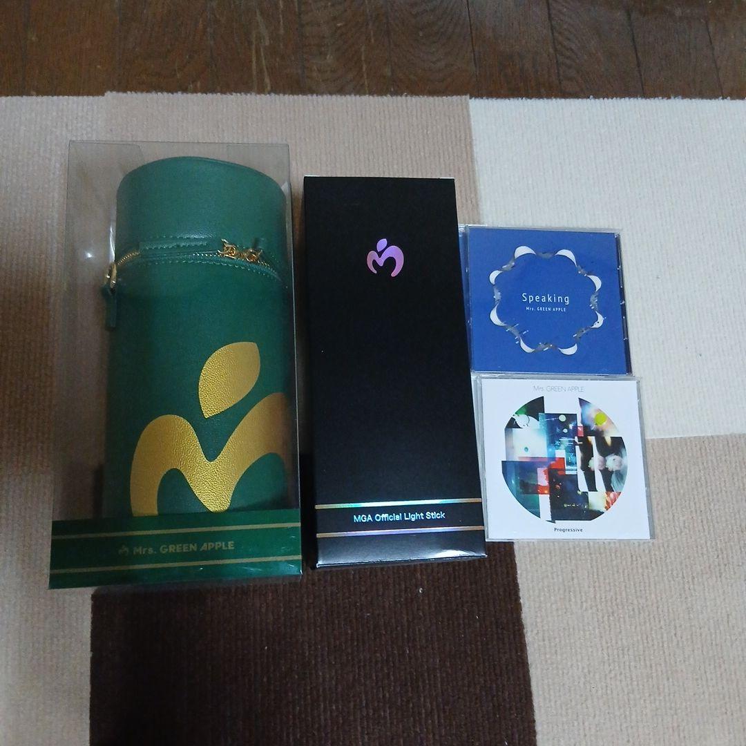 ペンライト&ペンライトケース　CD二枚おまけ