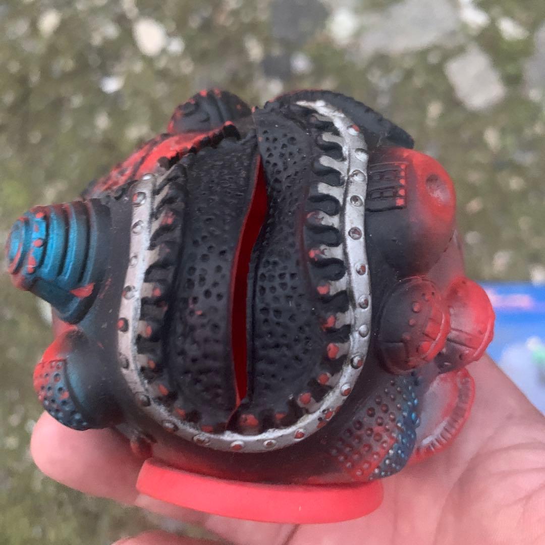 仮面ライダー フィギュア 赤黒球状