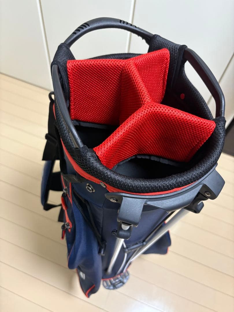 最終値下げ　TaylorMade キャディバッグ ネイビー/レッド
