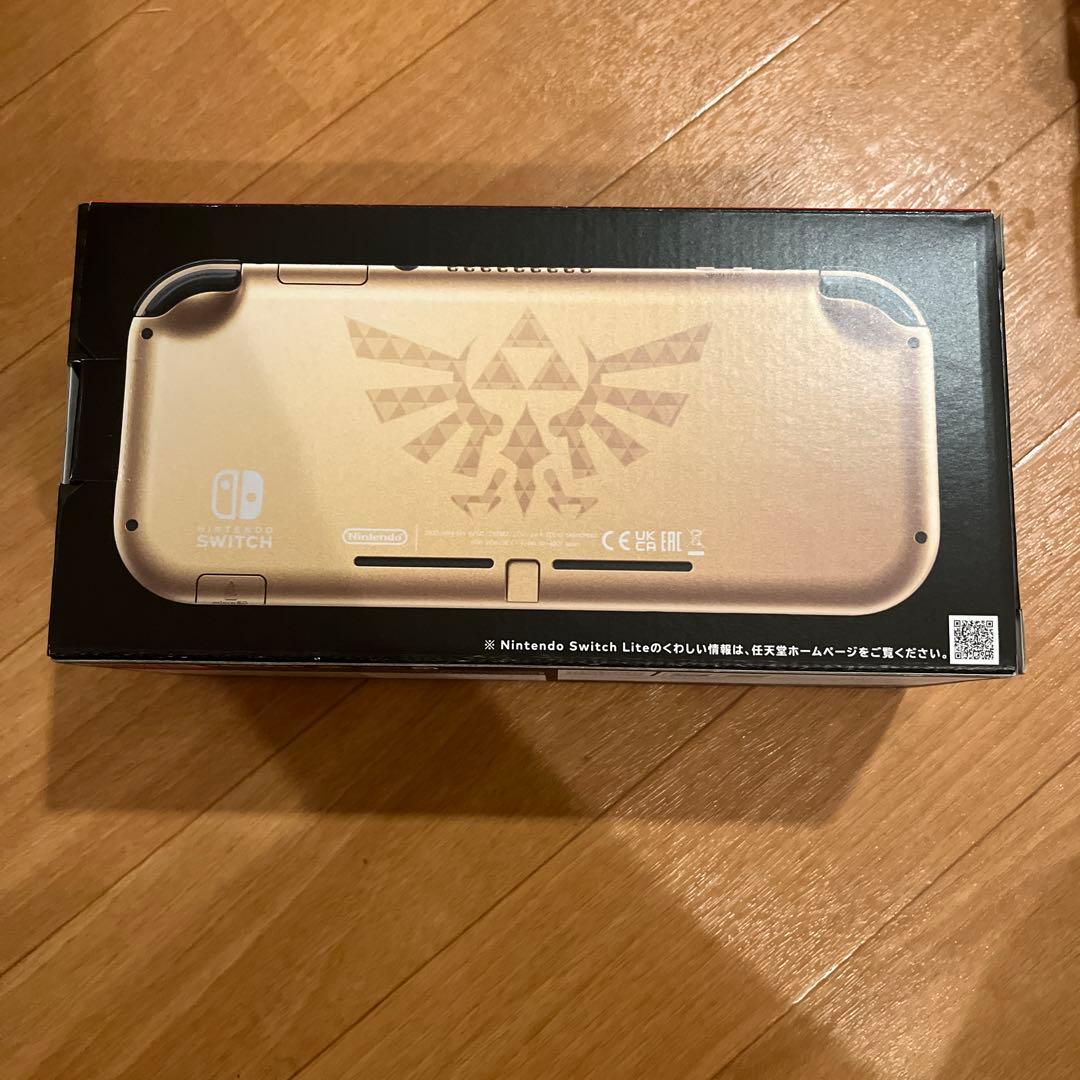 Switch Switch Lite本体 ハイラルエディション(ケース付き)