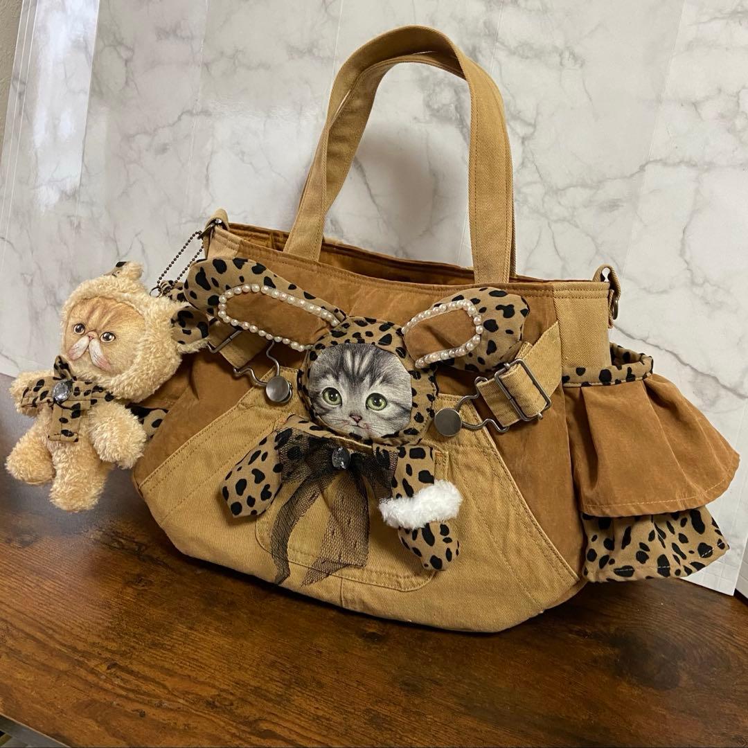 k*☆様 コヤンイサムチョン【デニムリメイク バッグ】 猫ちゃんバッグ