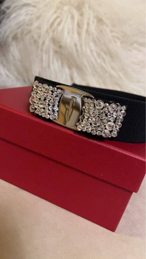 Ferragamo カチューシャ キラキラ ビジュー シルバー