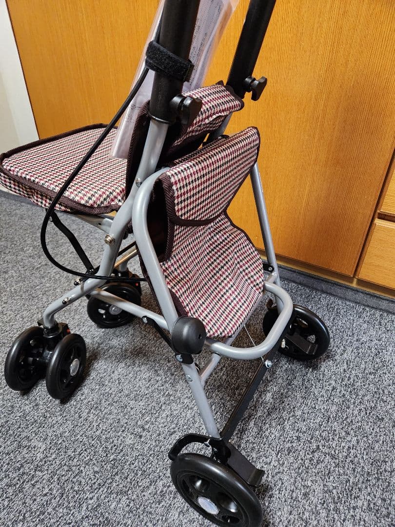 新品!TakaoF 折りたたみ式シルバーカー チェック柄