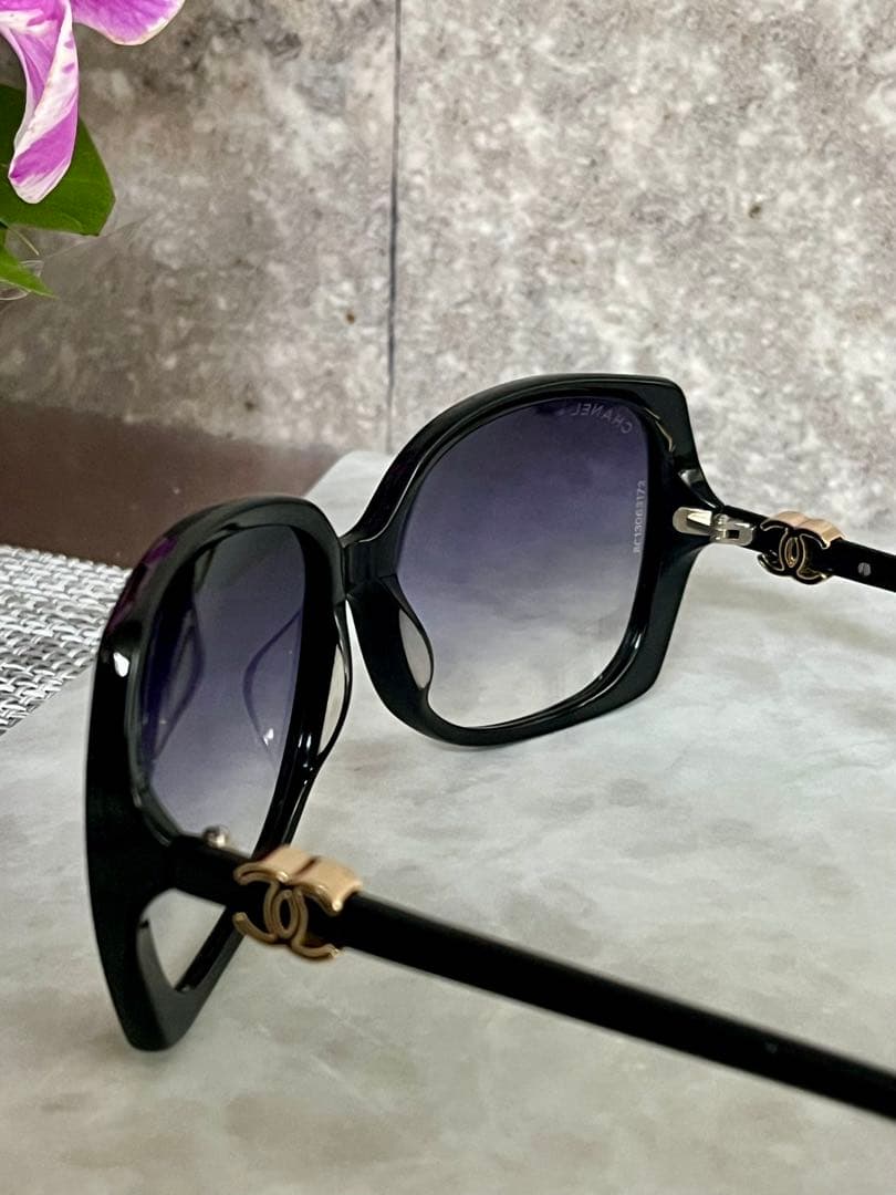 【美品】CHANEL サングラス　ココマーク　ケース付き