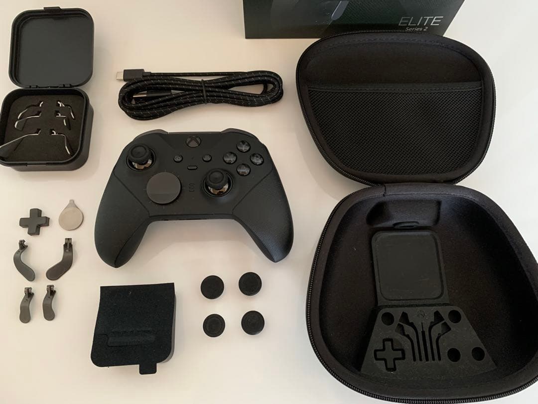 XBOX Elite Series 2 コントローラー