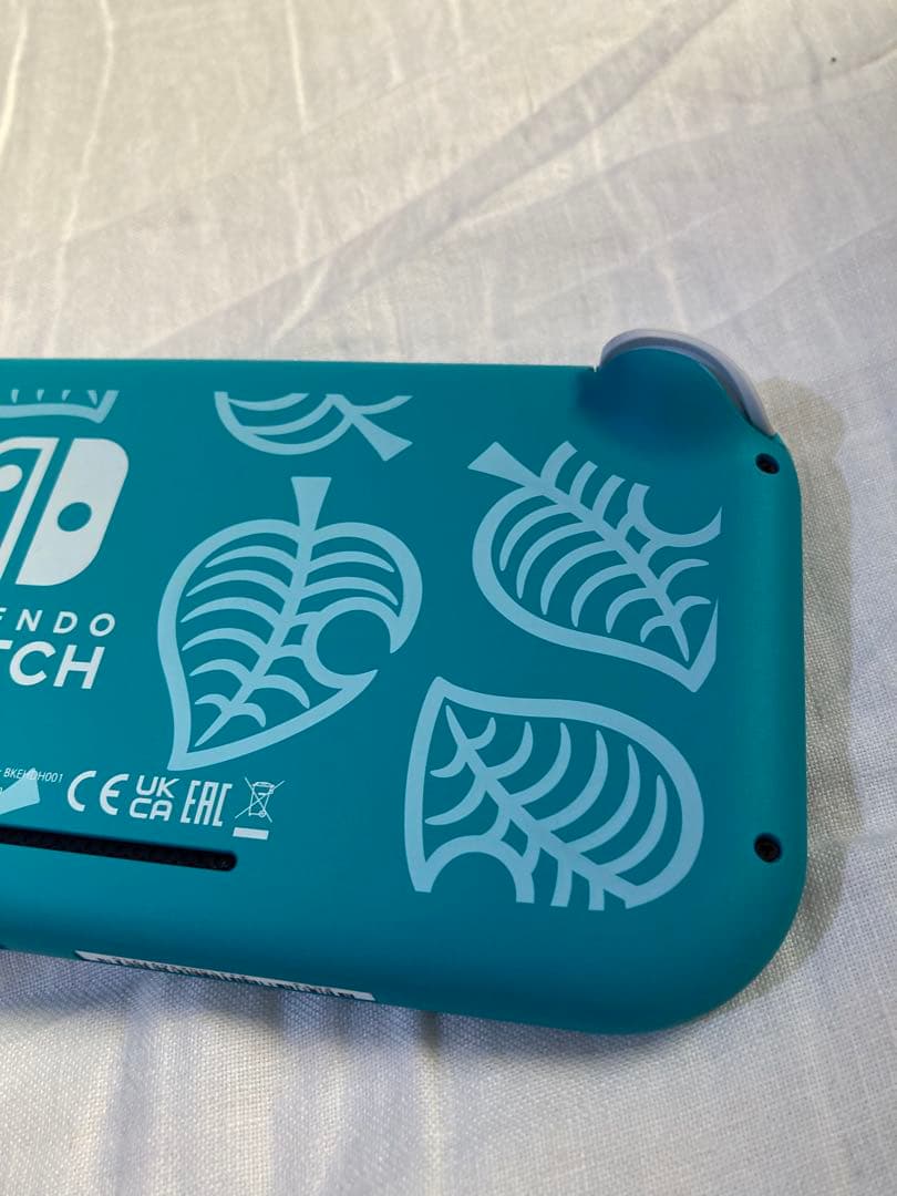 Nintendo Switch ライト　どうぶつの森エディション