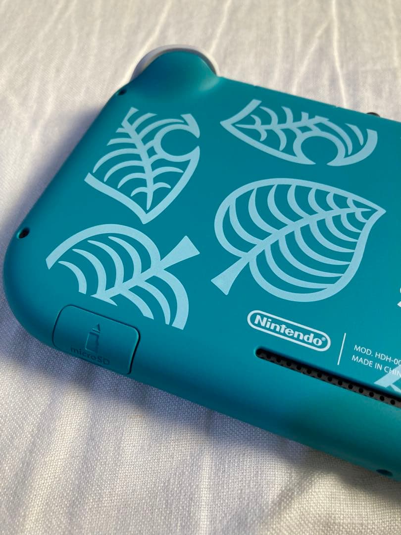 Nintendo Switch ライト　どうぶつの森エディション