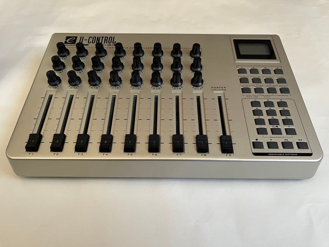 EVOLUTION エボルーション UC-33e