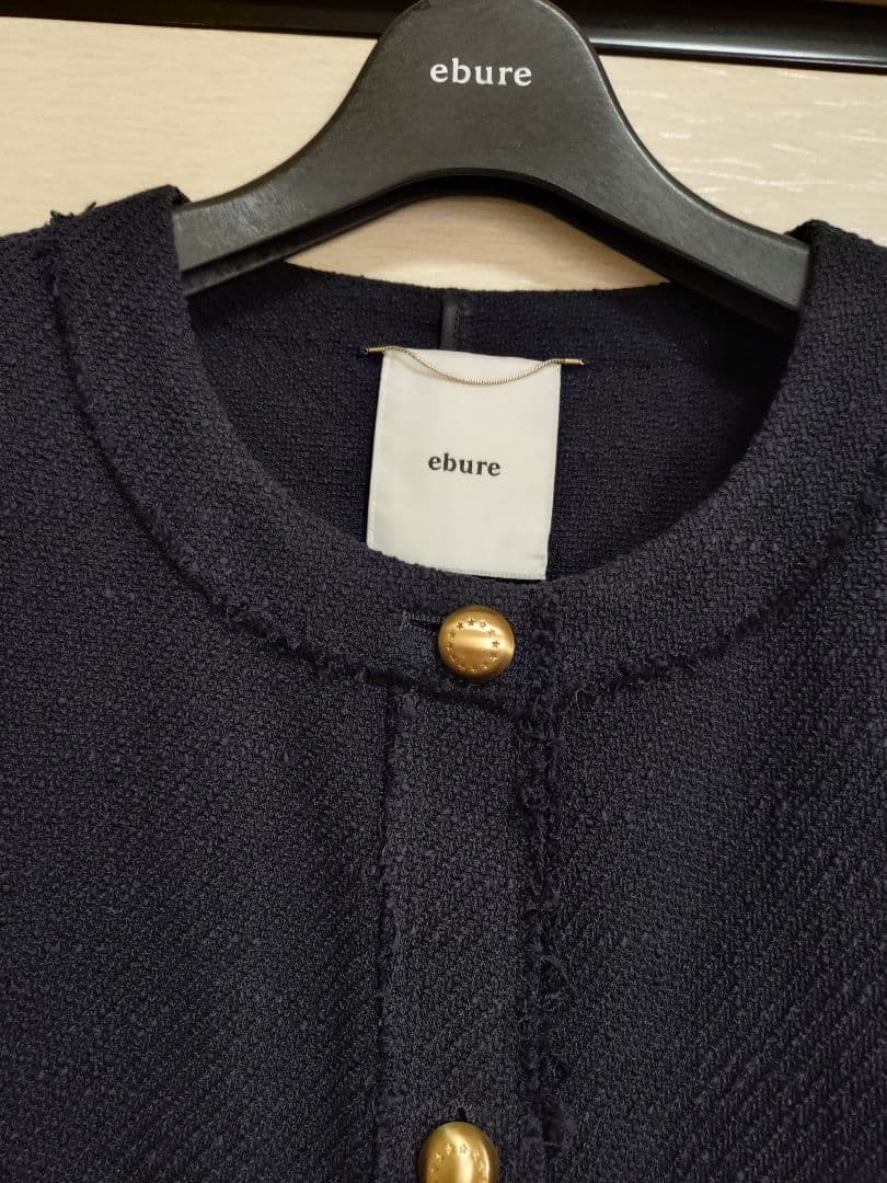 ebure　コットンツイードノースリーブジャケット　　ベスト