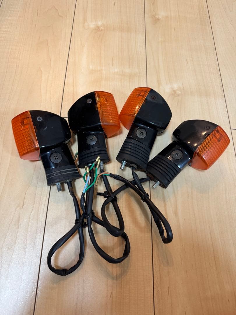 動作確認済み　CBR400F 純正ウインカー　フルセット　割れ無し　ウインカー