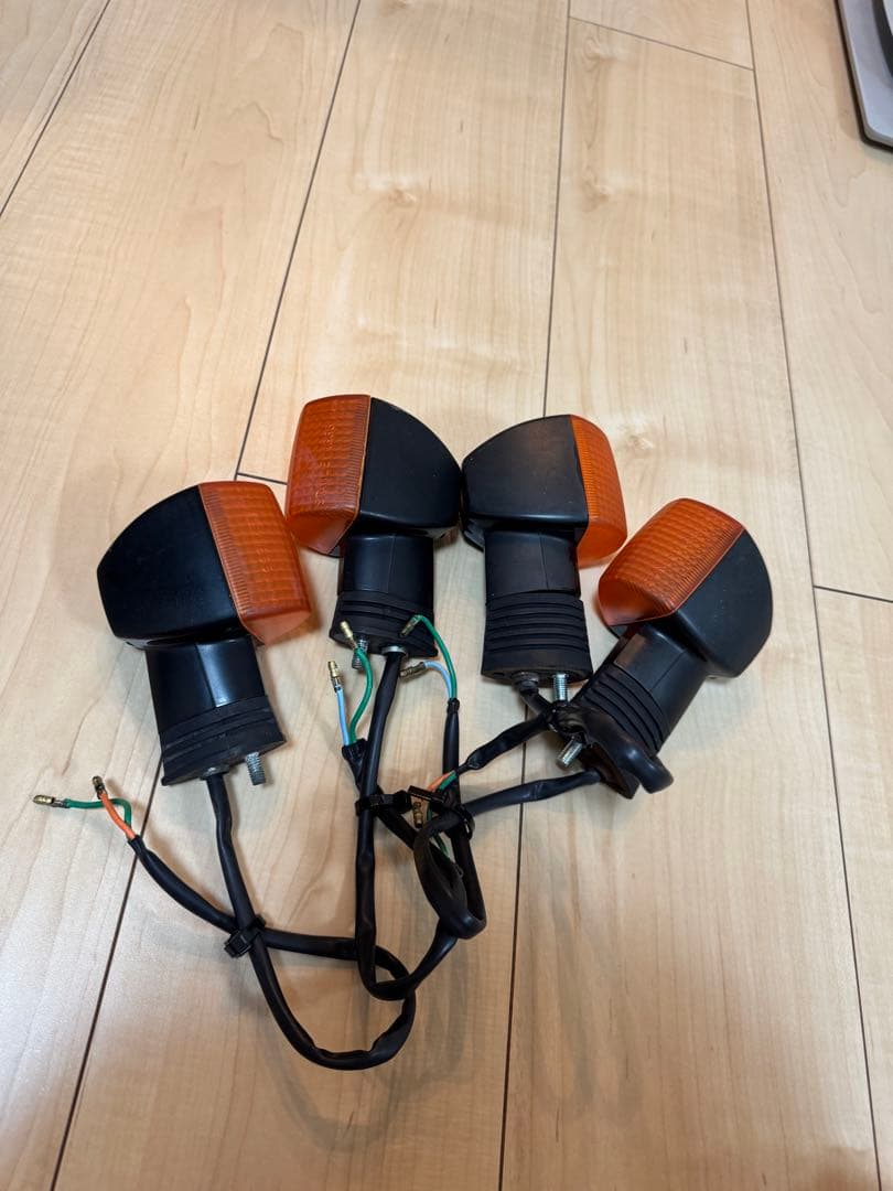 動作確認済み　CBR400F 純正ウインカー　フルセット　割れ無し　ウインカー