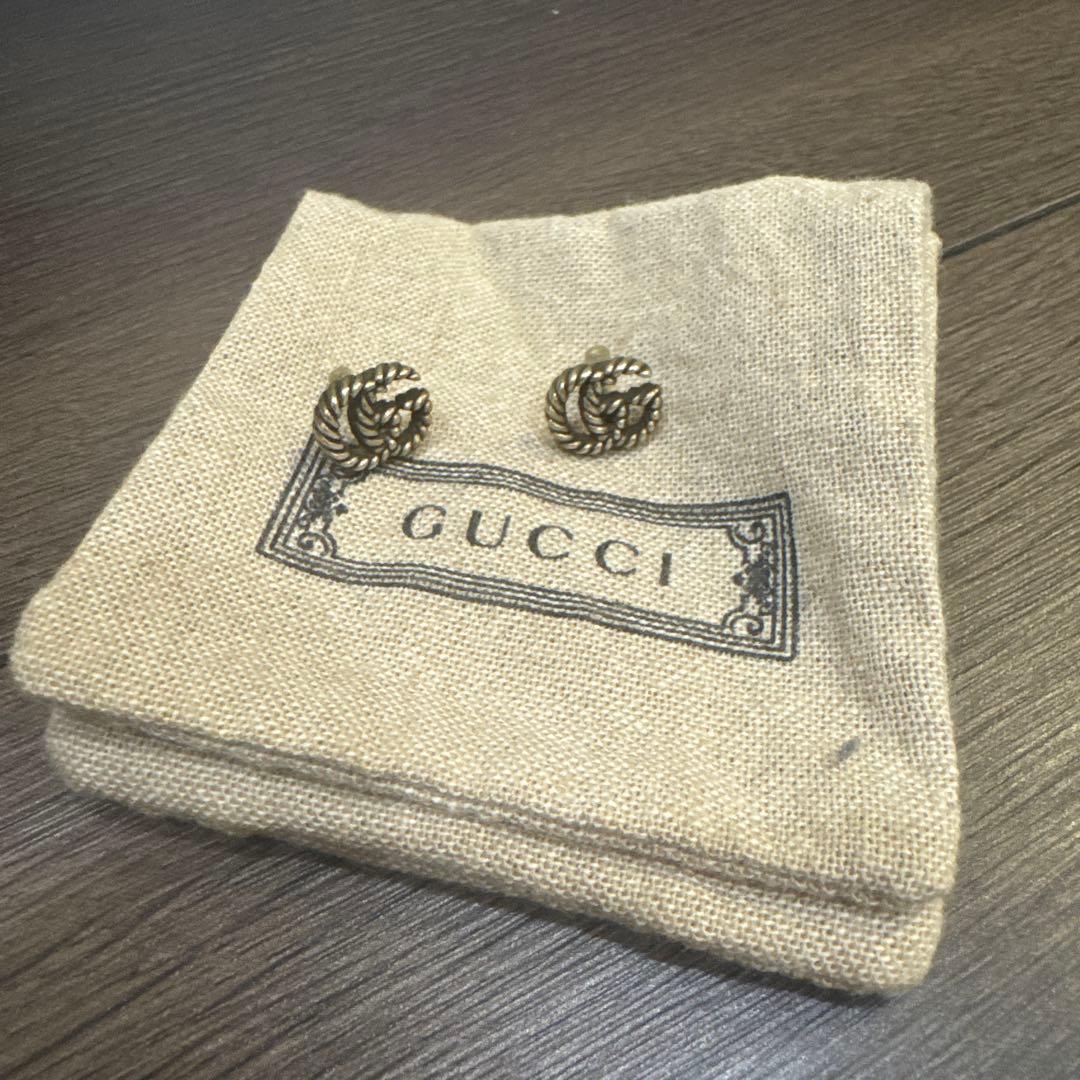 gucci ピアス シルバー ダブルG ピアス