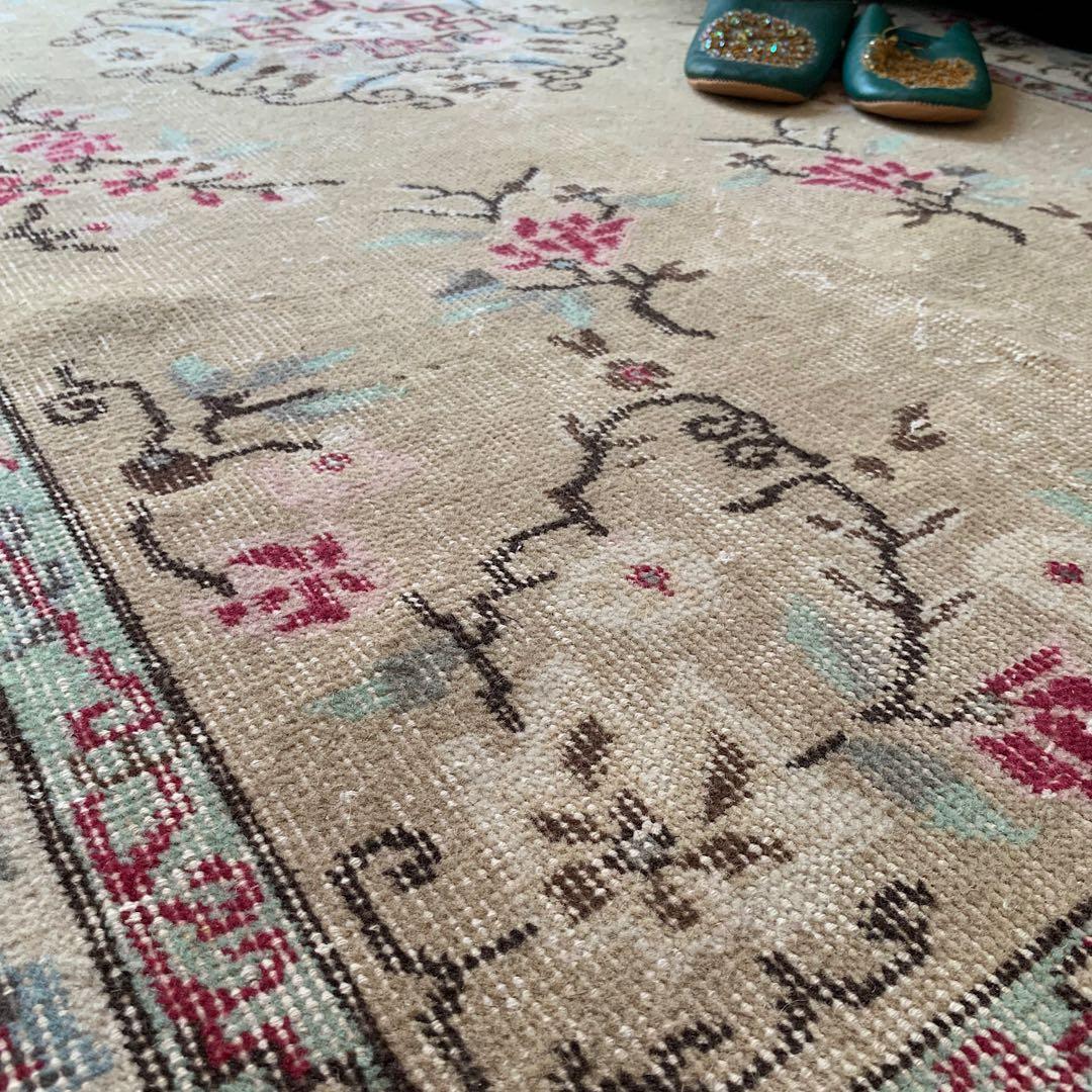 シノワズリ　213×110 トルコヴィンテージラグ　ペールカーキ トルコラグ