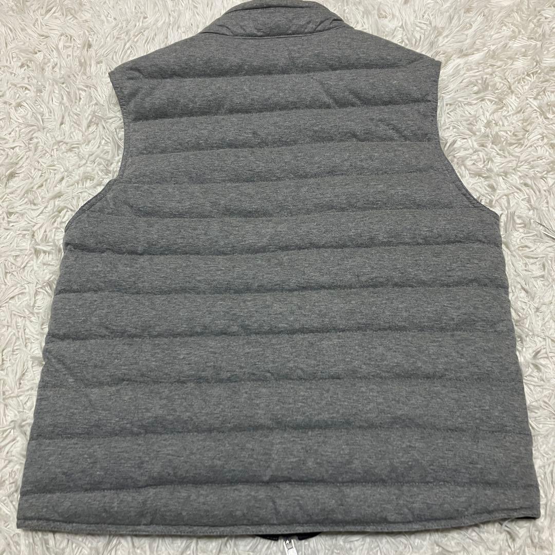 MONCLER　ダウンベスト　グレー　ロゴパッチ　　クリーニング済