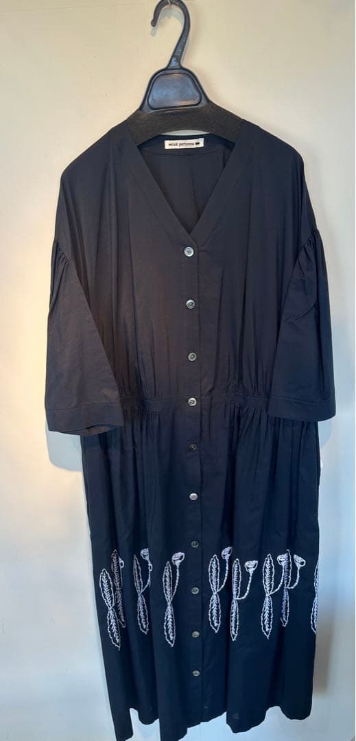 値下げ‼️　新品未使用品ミナペルホネン　シャツワンピース　40 ネイビー